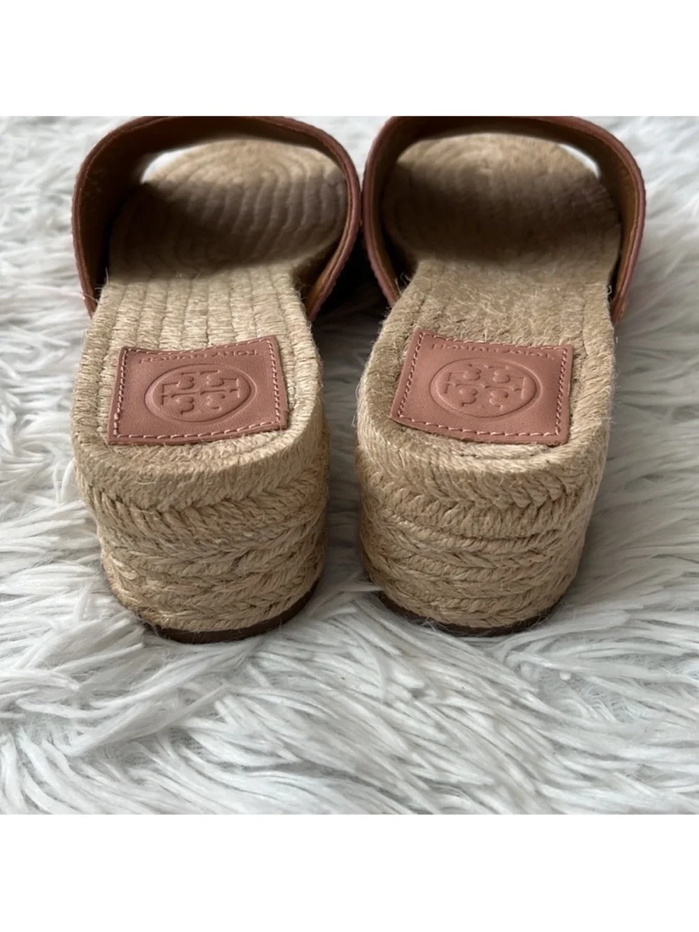 Tory Burch Women’s Pink moon Leather Slide Sandals with Gold Logo size 6